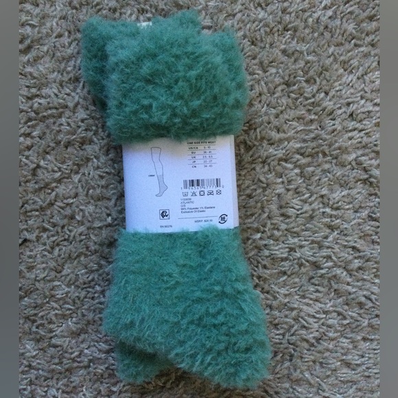 UGG Fuzzy Socks - Picture 3 of 8